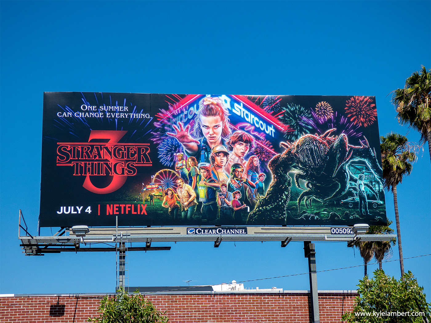 Stranger Things 3 Billboard 9