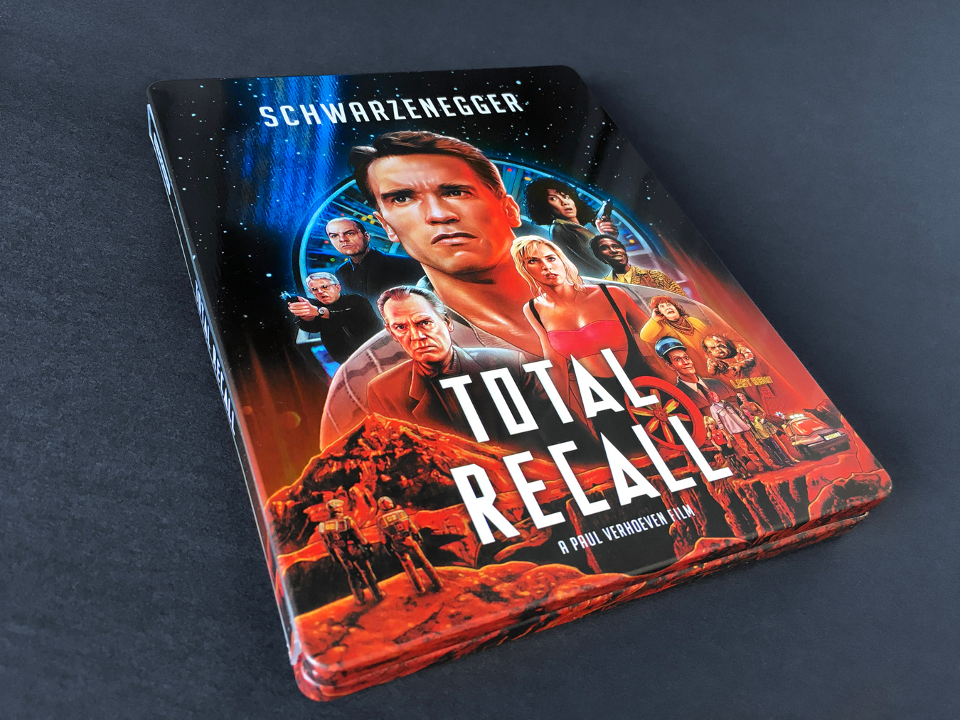 Total Recall Steelbook cover by Kyle Lambert
